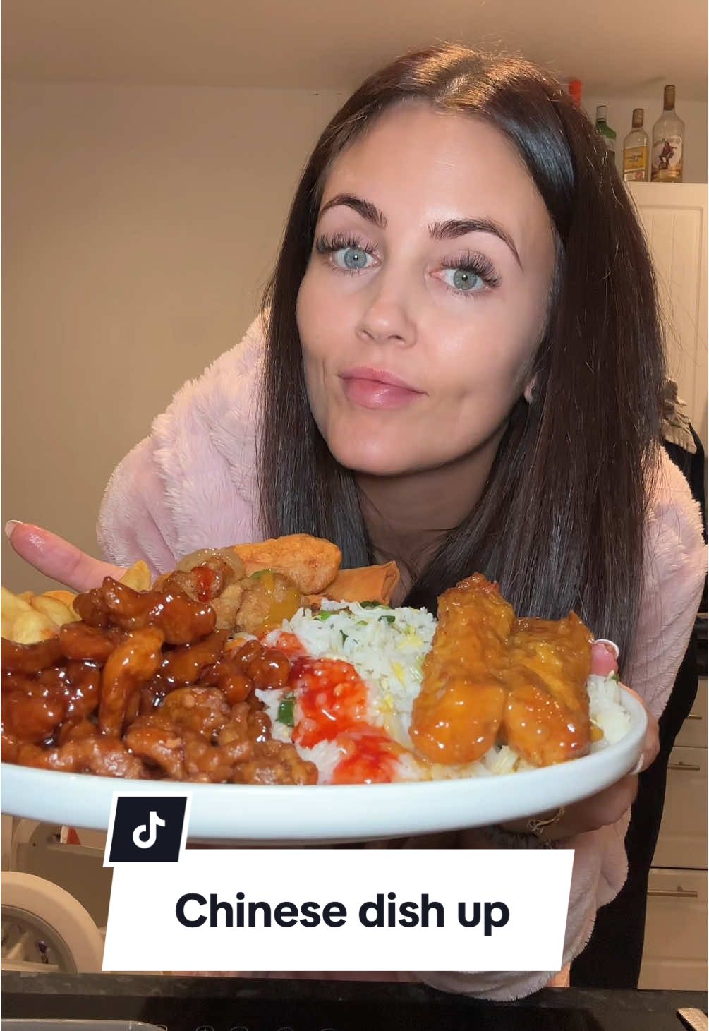 Dish up a Chineseeee takeaway with me #chinesemukbang #food #takeaway #dishupdinner #plateup #chinesedishup #motherhood #mumtok 