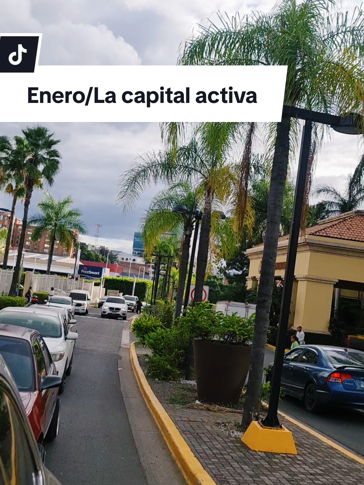 Comercios y capitalinos activos en enero. Costado de #MallMultiplaza en Colonia Florencia. #Tegucigalpa #parati #Honduras #fyp #fy #ForYou #Today #Hoy #paratiiiiiiiiiiiiiiiiiiiiiiiiiiiiiii #abcxyz #Turismo #Ciudad #tu #VideoViral #ViralTikTok #Me #Nostalgia #you #504🇭🇳🔥🔥viral 