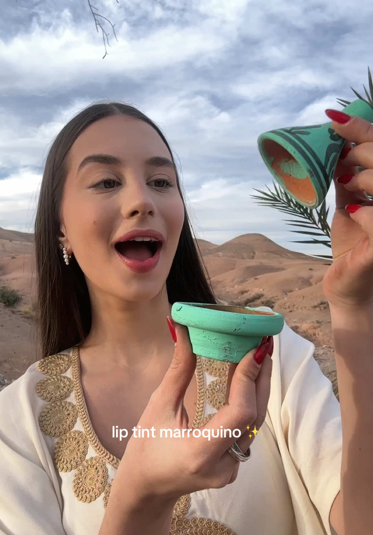 testando o lip tint marroquino no deserto #fyp #makeup