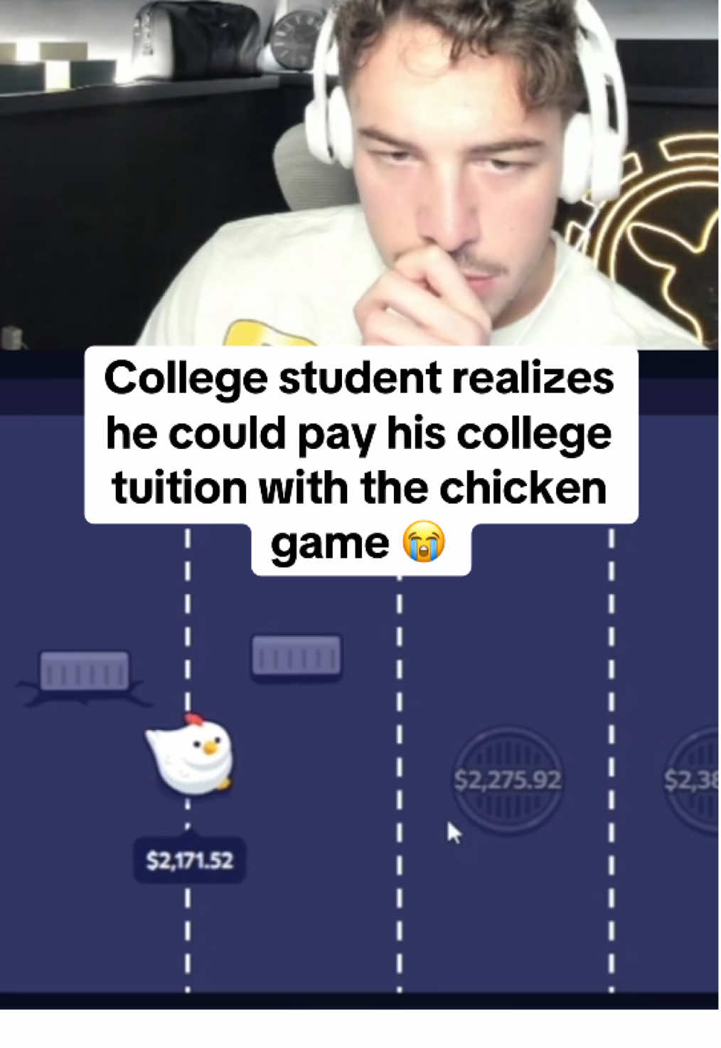 College student realizes he could pay his college tuition with the chicken game 😳 #kickstreaming #crossyroad 