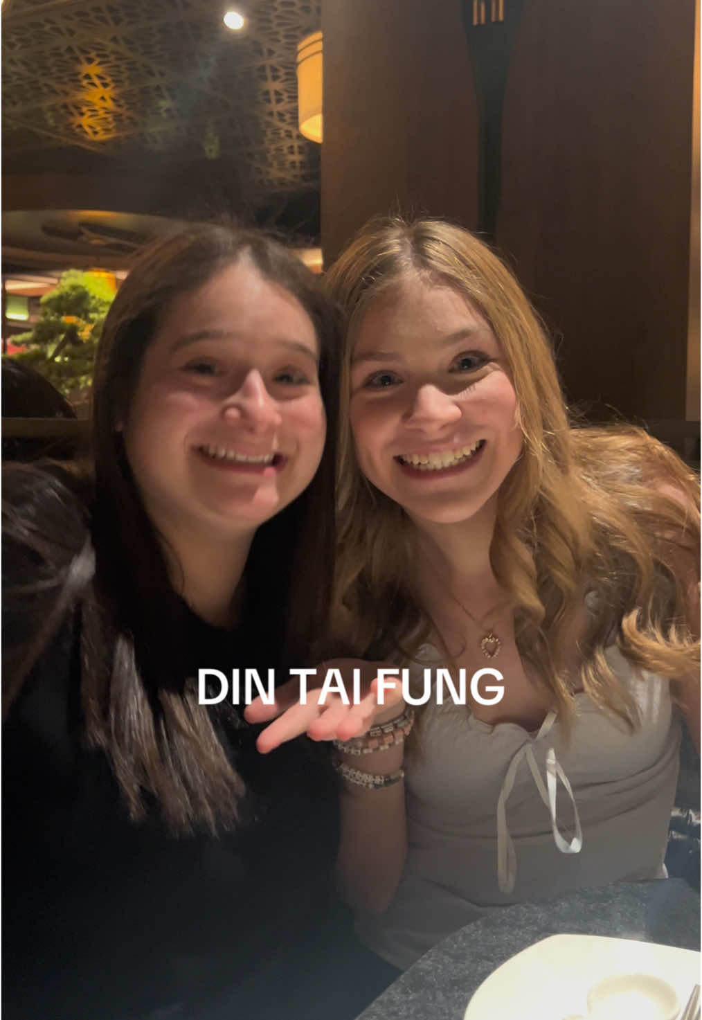 fat now #dtf #dintaifung #foryou #foryoupage #trending #nyc #viral #dinner @lexispecc 