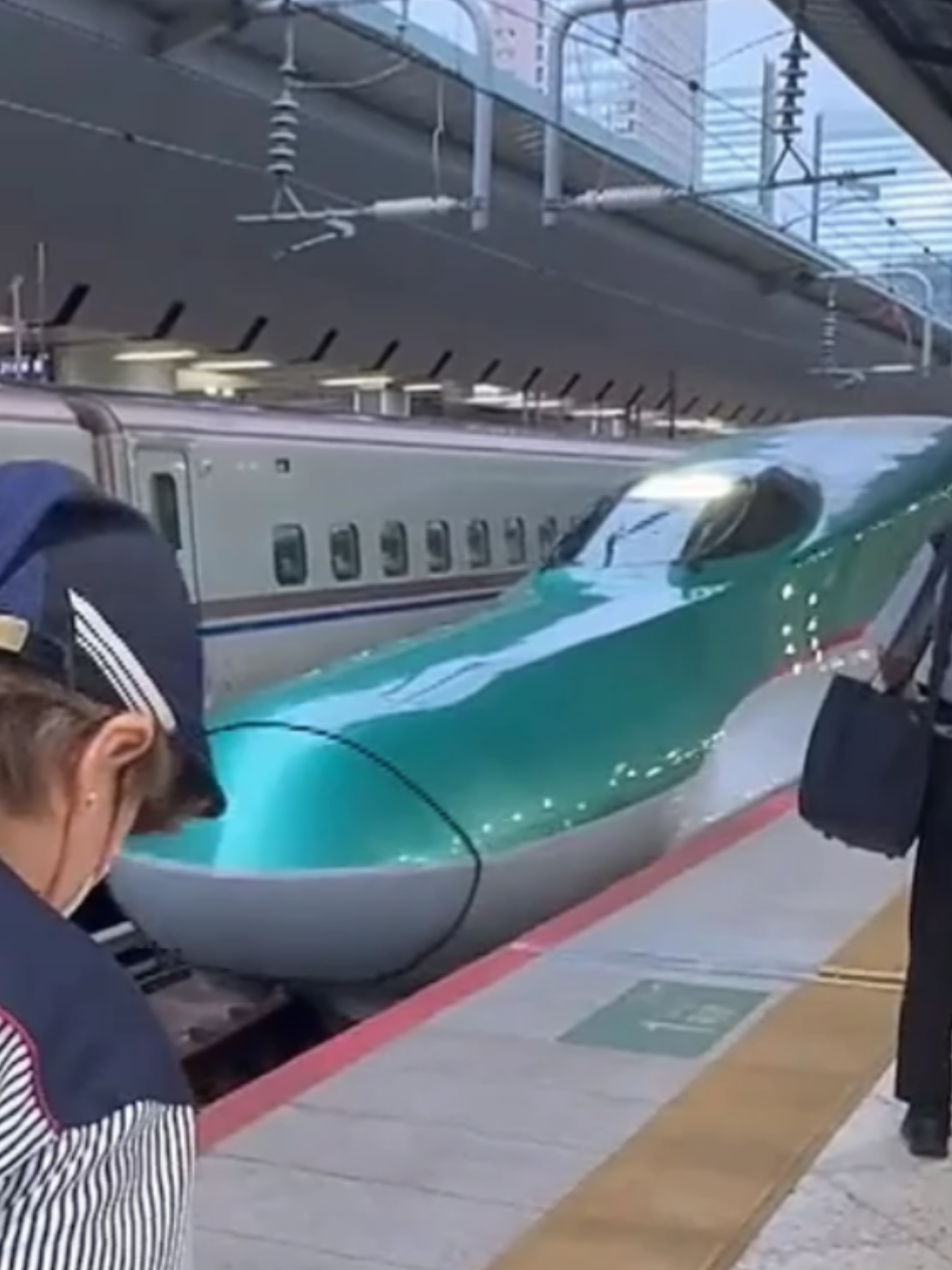 Le très ponctuel TGV japonais #train #transport #tgv #shinkansen #sncf #discipline #info #news #pourtoi 