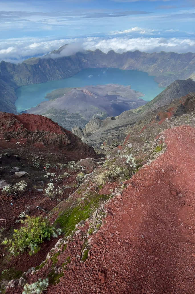 Akhirnya ke sampean sampai sini #rinjani #sembalun #lombok 