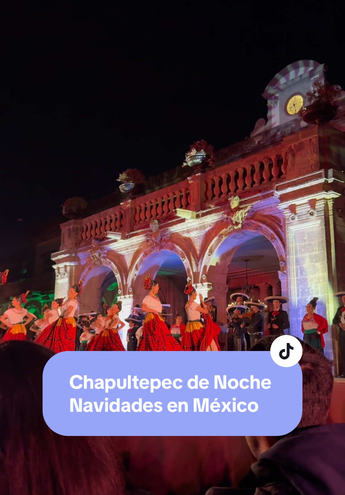 🎭✨ ¿Sabías que puedes visitar el Castillo de Chapultepec de noche? ¡Y no solo eso! También puedes disfrutar del Ballet Folklórico de México de Amalia Hernández con su show 