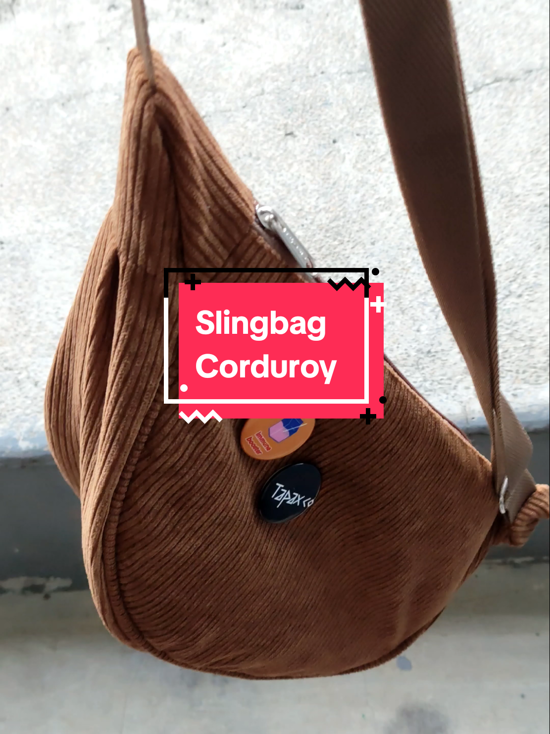 Slingbag Corduroy dari Tapaxco ini cuma 30 ribuan. Beli sekarang sebelum kehabisan #slingbag #slingbagcorduroy #tapaxco  #waistbagcorduroy #tastapaxco #slingbagtapaxco #cuantanpabatas 