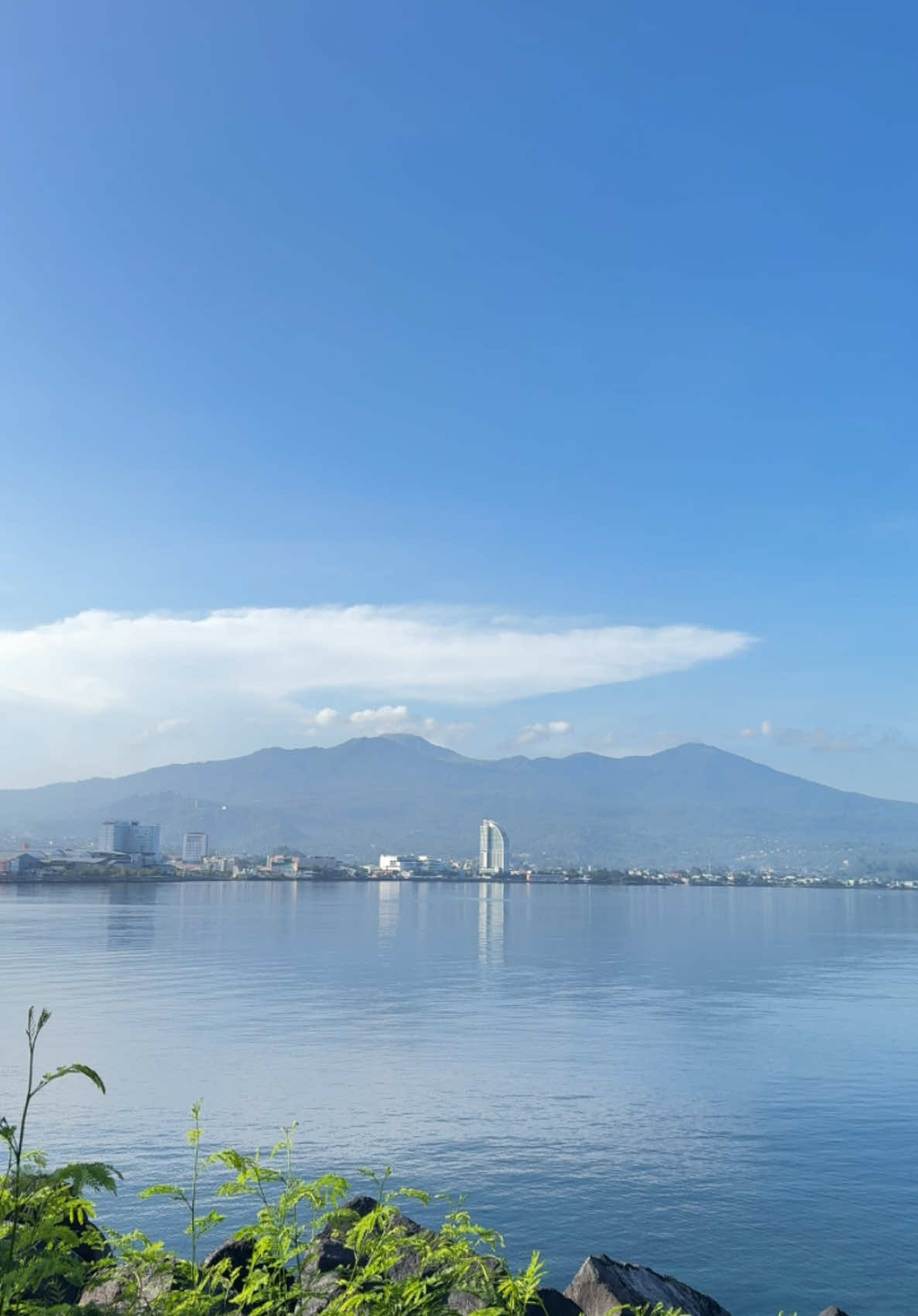 Selamat Pagi Kawasan 😍 #kawasanmegamasmanado #manadopunya #manadoviral #selamatpagi #manado  #betrandpetoputraonsu 