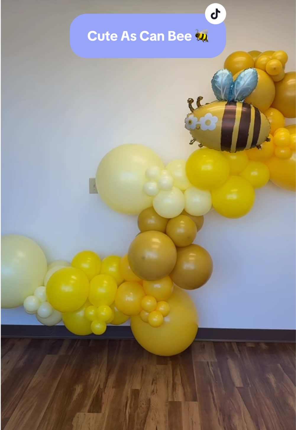 Check out our ‘Cute as can Bee’ DIY Balloon Kit 🐝🤭✨ #betterwithbashify #cuteascanbee #mommatobee #balloonkit #diyballoonkit #balloongarland #balloongarlandkit 