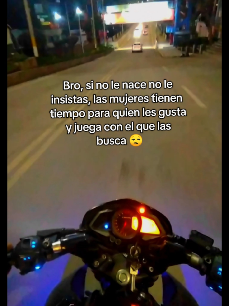 #CapCut #moto #pulsar #pulseros #moto #ns200 #carburada #huancayo #frases #noche 