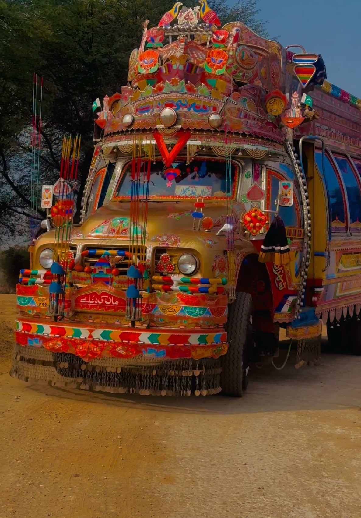 #bus #village #fyppppppppppppppppppppppp #foryoupage❤️❤️ #foryou #viraltiktok #gaon #fypシ 