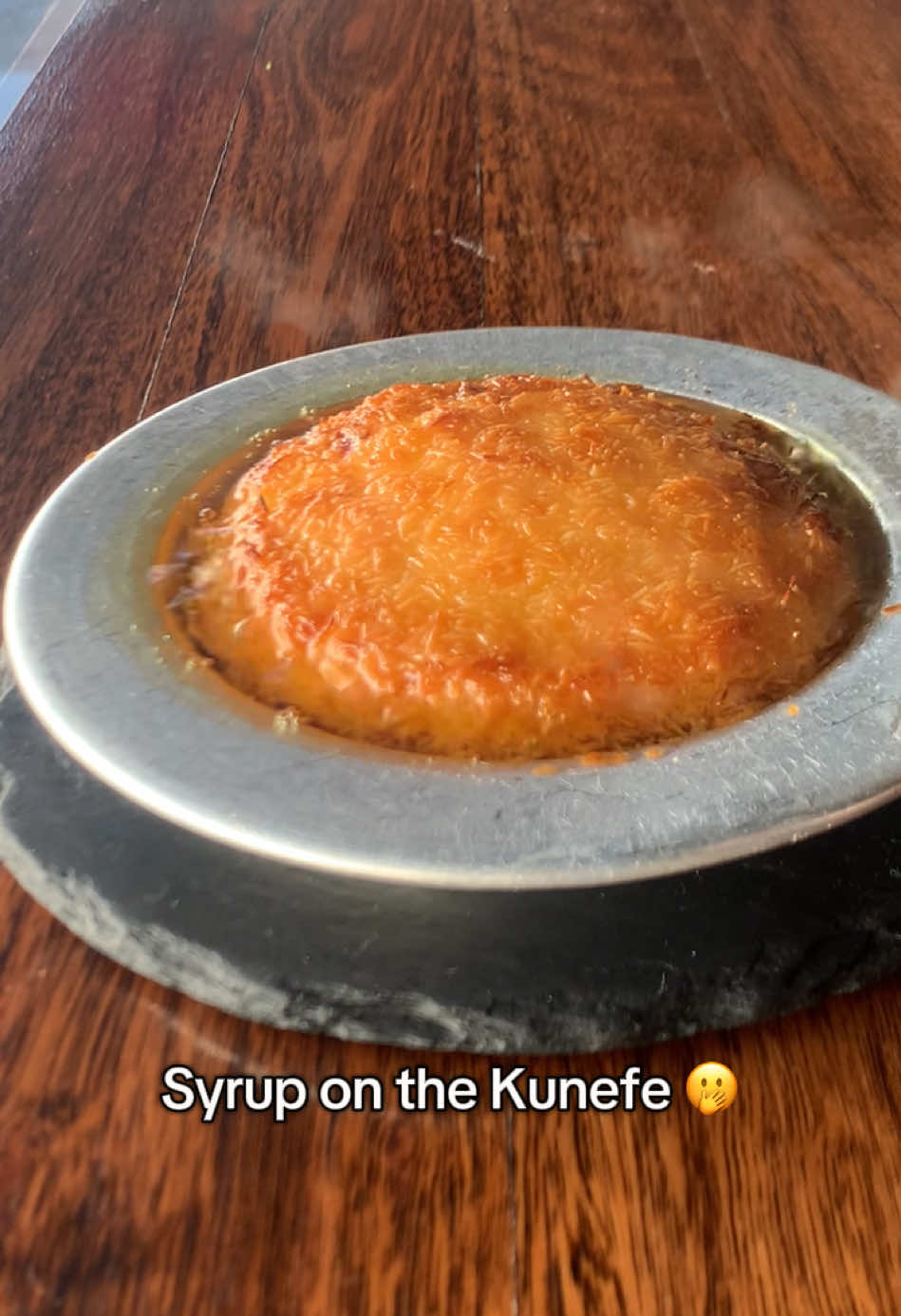 Hot Kunefe + Cold Syrup 🤞🏼 #hakiki #syd #kunefe #syrup #dessert #asmr 