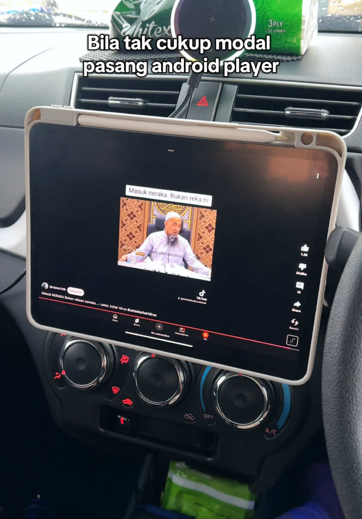 Tau tak mcm mana nk buat display reverse camera keluar kat sini? #android #applecarplay #ipad 