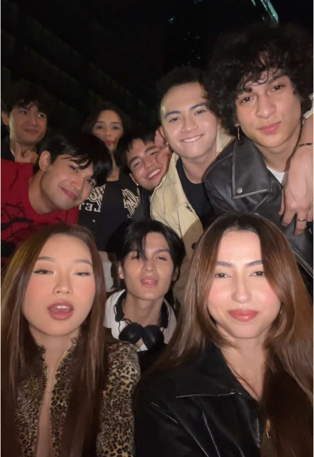 Ummmm #AMNSE #AngMutyaNgSectionE #BakitMaySectionEDito (@AngelicSakura @Ashanti @zeke_polina @Michael Keith @Keagan De Jesus @Sam Shoaf @Frost Sandoval @Alexpayan__ )