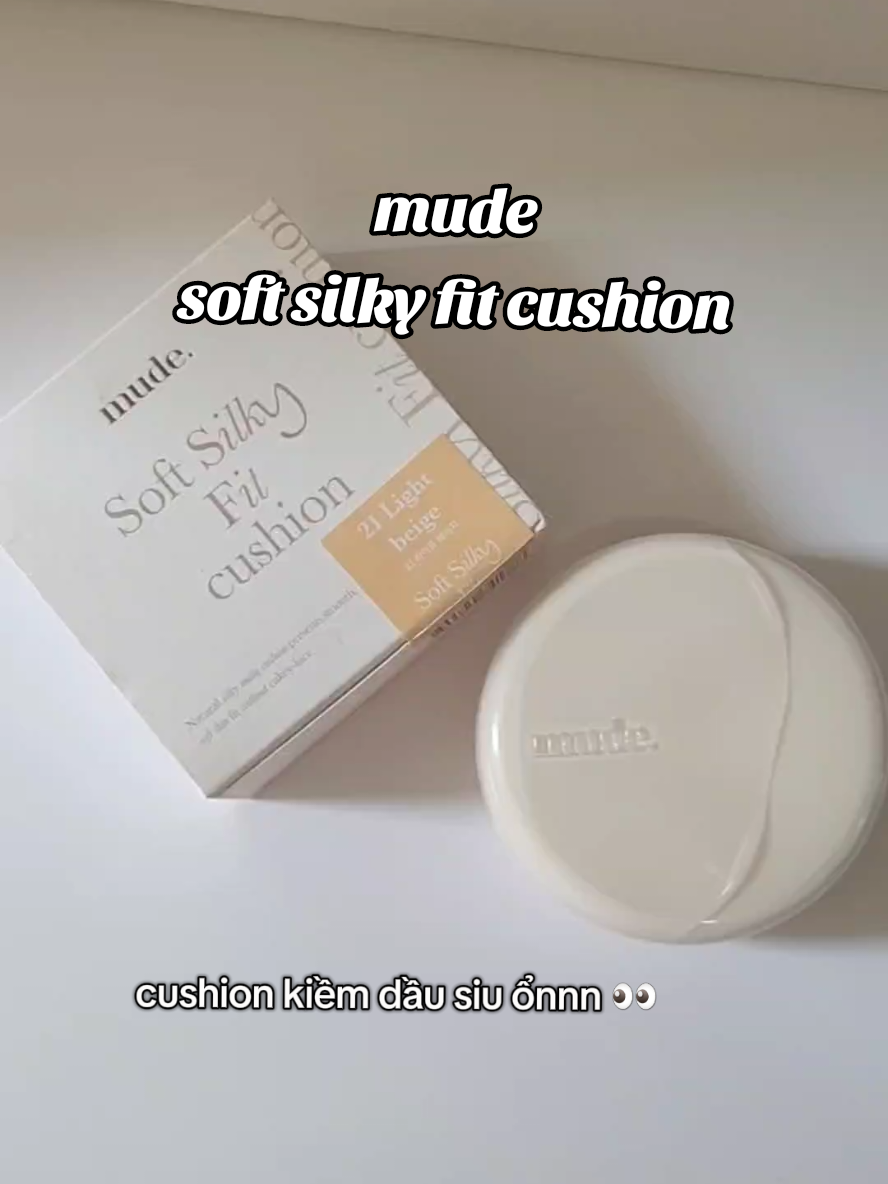 cúi vid cổ có dùng thử ui lồng tiếng đóo >< @mude_official_vn   #mude #mudecushion #oilyskinmakeup #BeautyTok #thuvienmakeup #goclamdep #kbeauty #fyp #foryoupage #viral #sarah_iz_hapii 