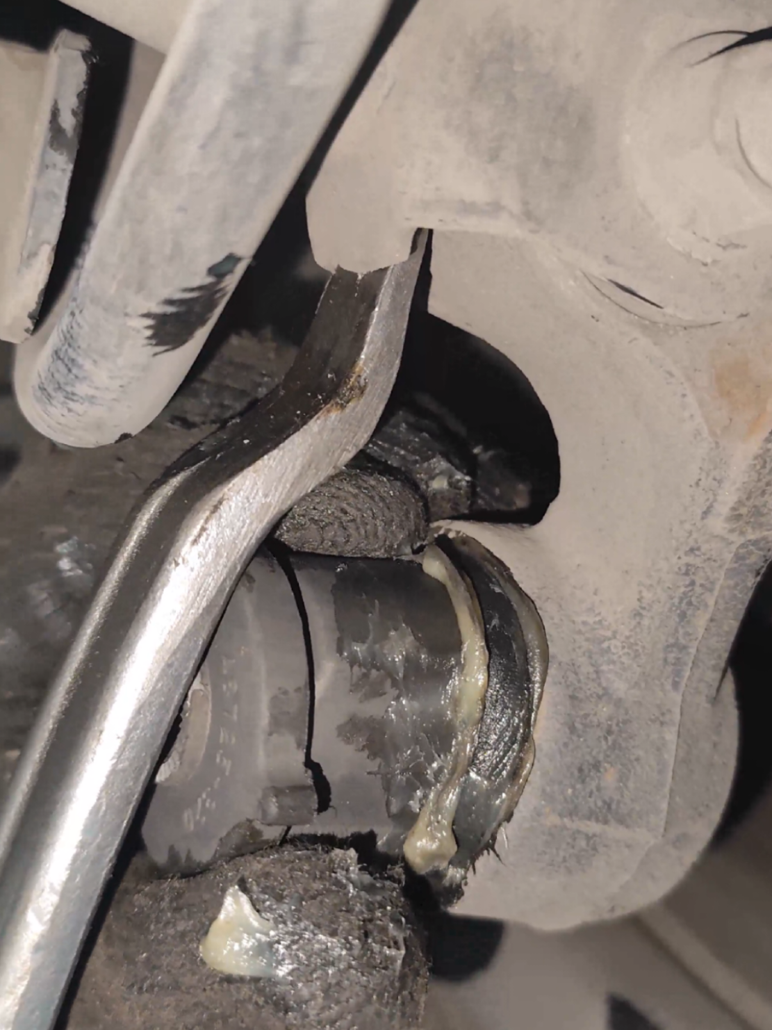 Replace Rear Wheel spindle Bush 