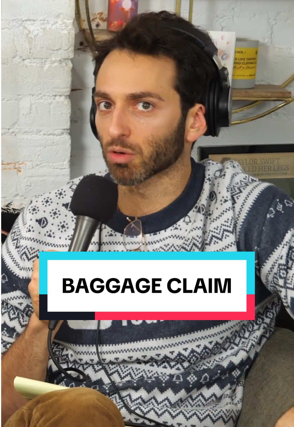 Law & Order: Baggage Claim ✈️🧳🤣 #baggageclaim #standup #comedy #standupcomedy 