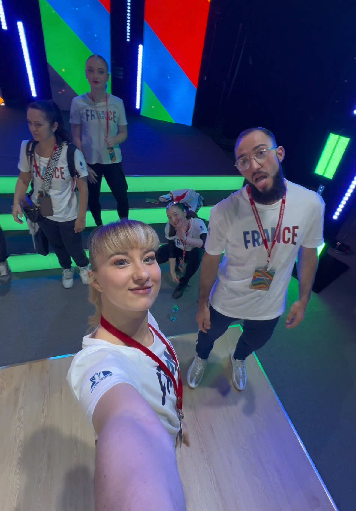 De la création à la piste 🌟 #fyp #dance #dancers #acroswing #viceworldchampion #abudhabi #france #goodvibesonly @Kévin Sauvageot 