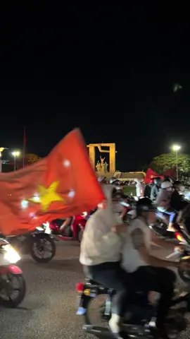 Việt Nam vô địch 🇻🇳🇻🇳🇻🇳
