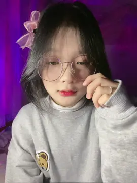 t ko mặc áo đôi vs m nx🙄