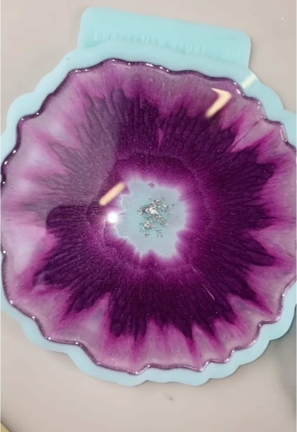💜 #epoxy #resin #resincoaster #resincrafts #art #handmade #DIY #foryou #viral 