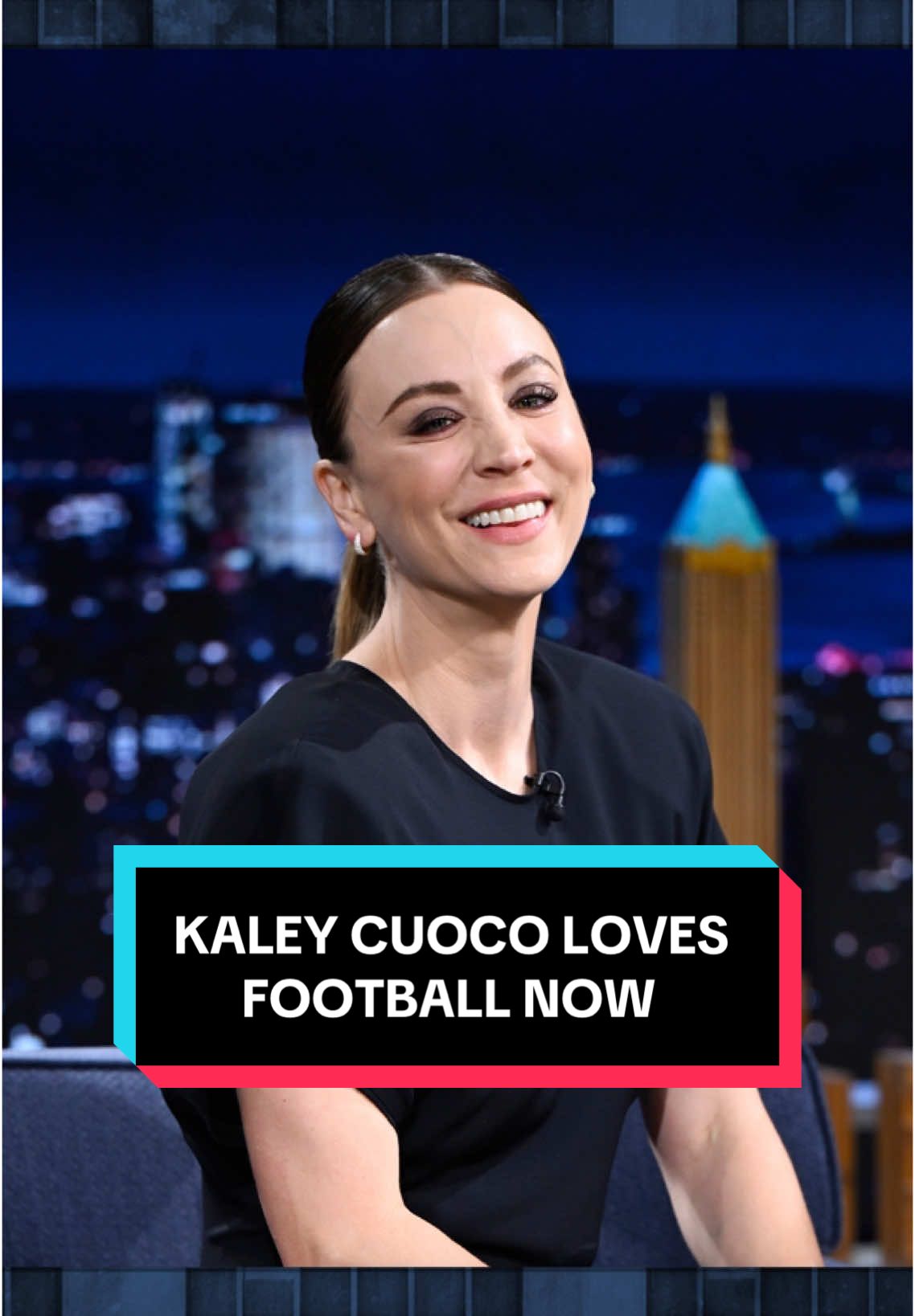 @KaleyCuoco loves football now! 🏈 #FallonTonight #TonightShow #KaleyCuoco #NFL #JimmyFallon #FantasyFootball 