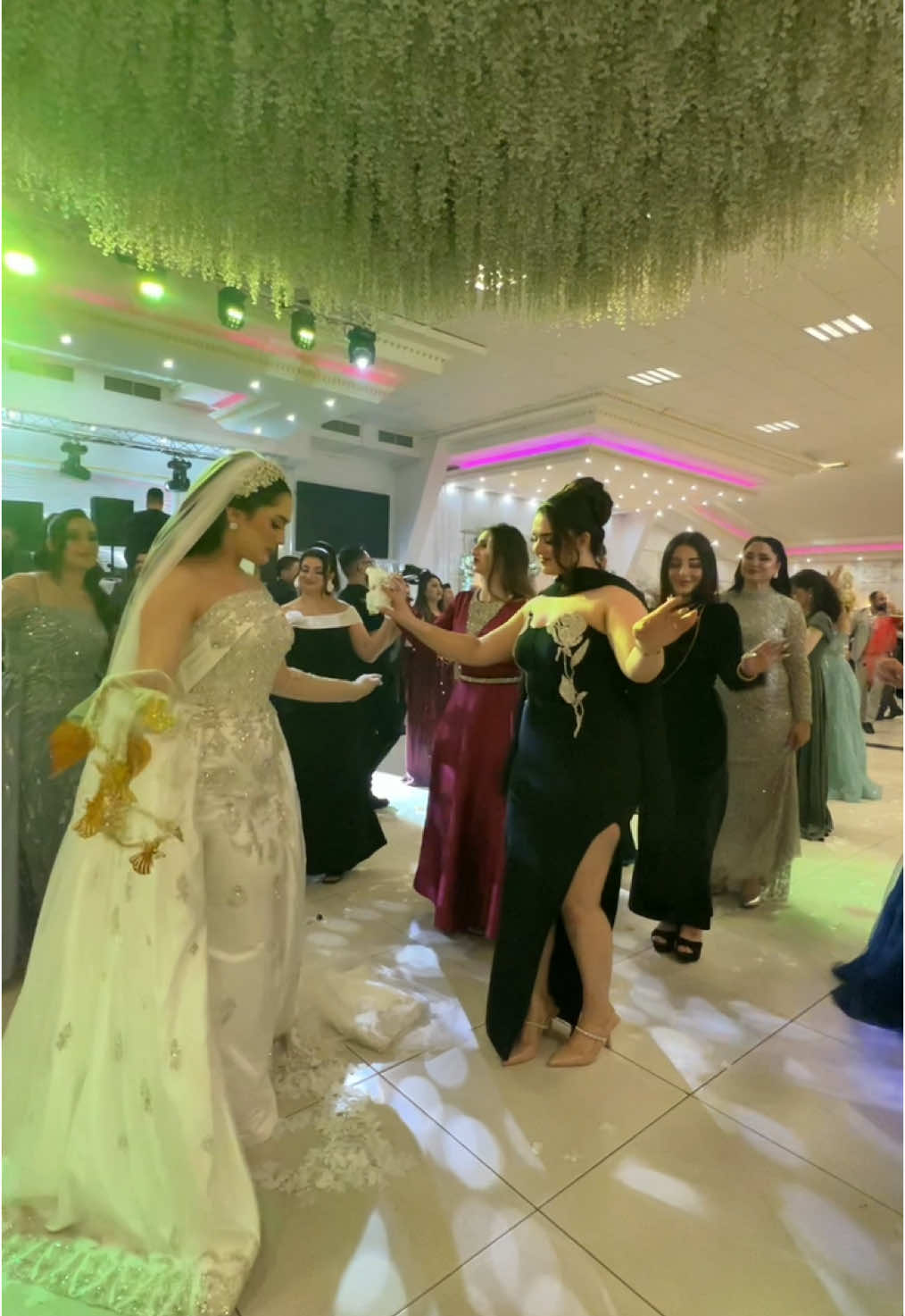 #ديسم_دوغان #hochzeit #deysemdoxan #wedding #@Can mode | ملبوسات جان @🎤𝐈𝐦𝐚𝐝 𝐒𝐞𝐥𝐢𝐦🎼 