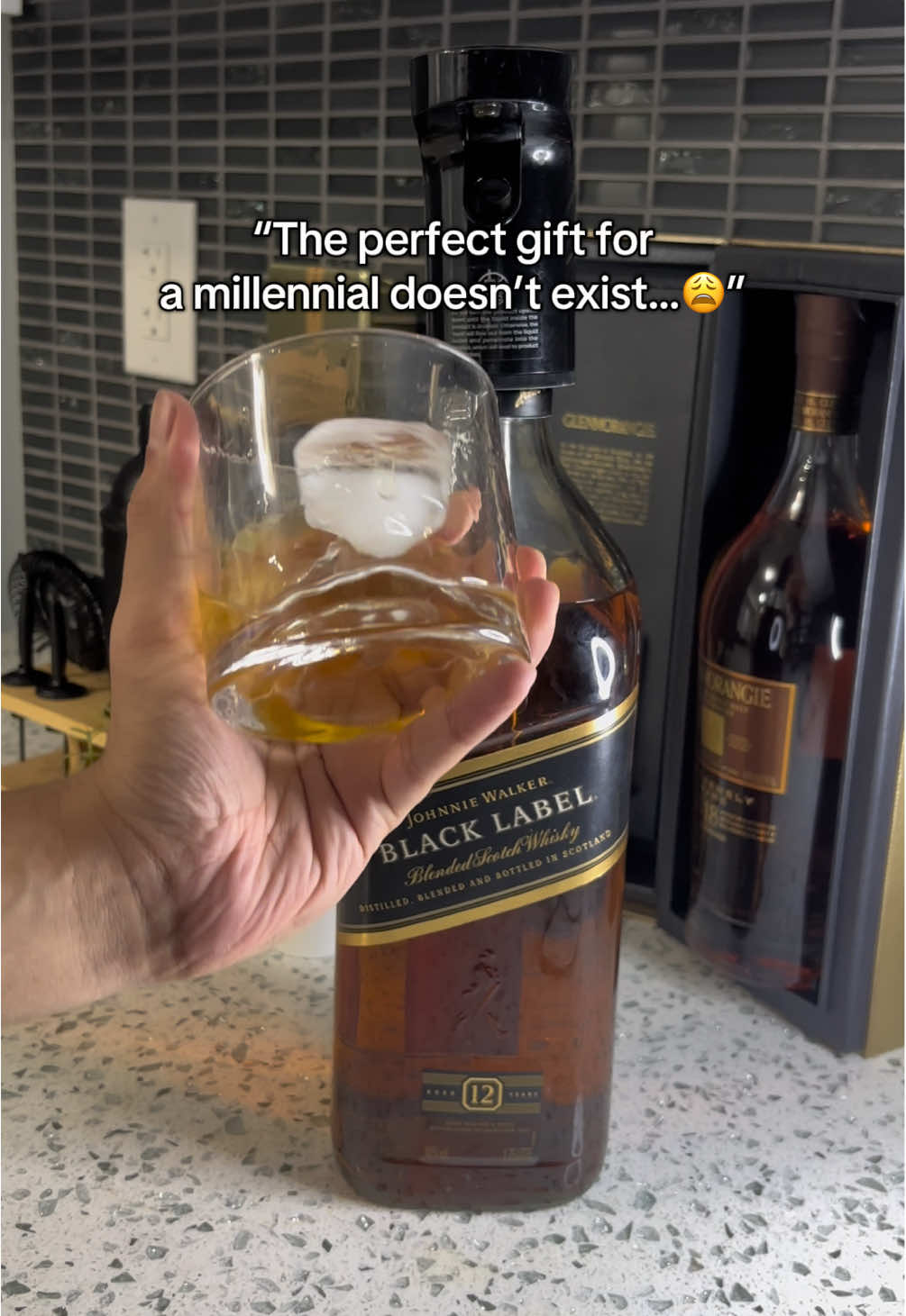 Surprise them today! #drinkdispenser #whiskey #whiskeylover #blacklabel #giftideas #homebar #giftsforhim #smartdispenser #fyp 