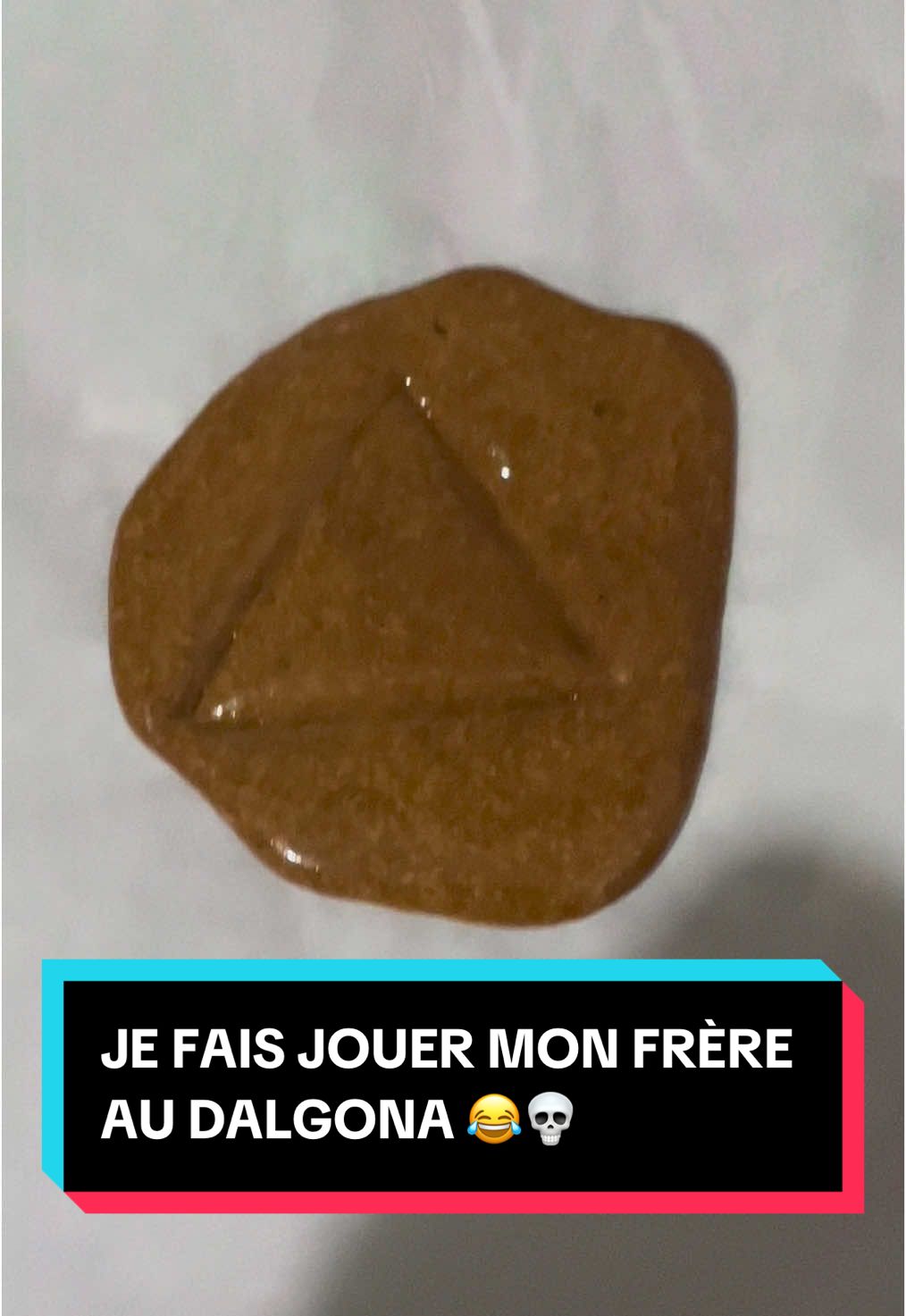 Dommage l’airsoft avait pas de batterie 😂😭 #fyp #follow #pourtoi #squidgame #dalgona #humour #faitesmoiperce #fakesituation⚠️ #fakeguns⚠️ 