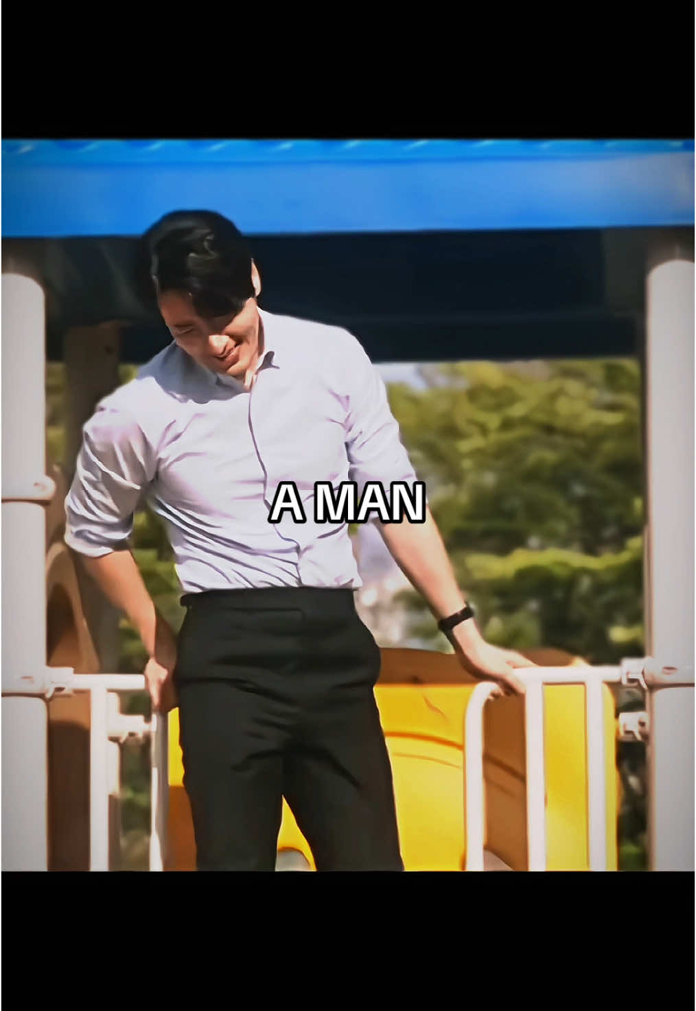 Alguém explica a beleza de um homem brincando com criança?    #lovescout #kdramas #dorama #aman #fy 