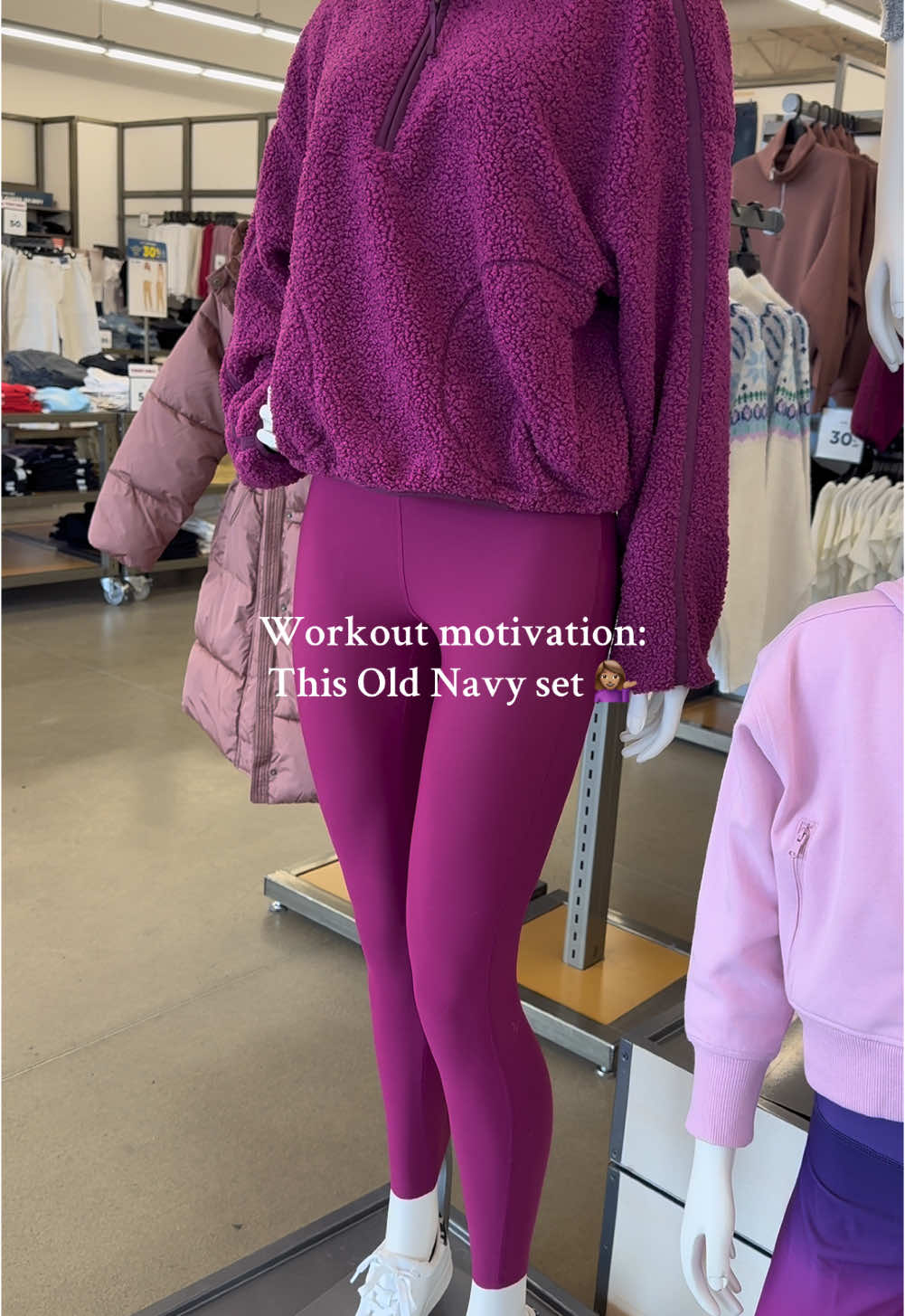 The color is perfection 🍇@Old Navy Official  #oldnavy #workoutmotivation #workoutset #newyear #MomsofTikTok #OOTD 