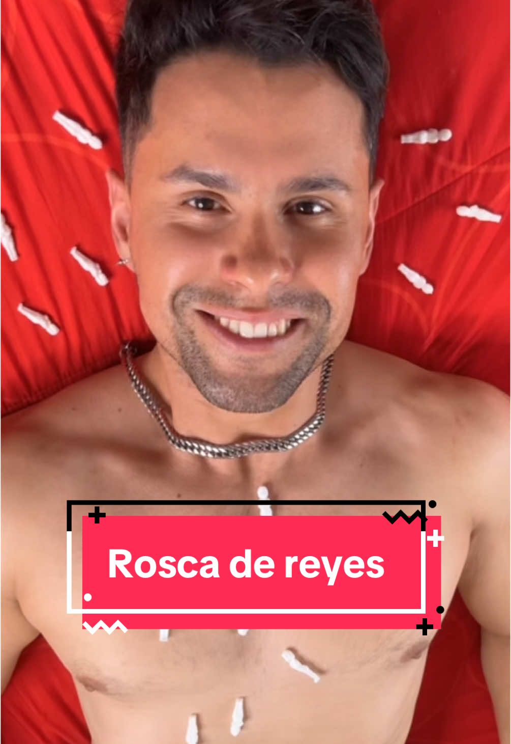 Rosca de reyes 🤴🏽 🤴🏼🤴🏾 #roscadereyes #roscadecostco #fyp #viral #viraltiktokvideo #viraltiktok #guapo #reyesmagos #humor #comedia #paratiiiiiiiiiiiiiiiiiiiiiiiiiiiiiii 