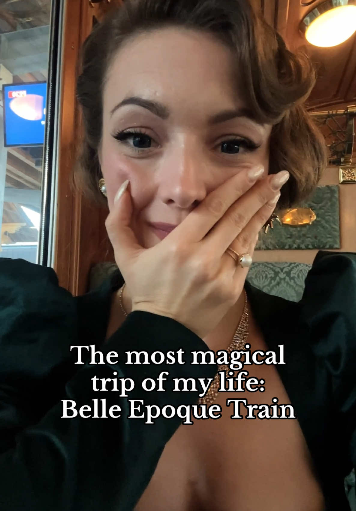 Belle Epoque train from Montreux to Gstaad – one of my dreams that actually came true! ❤️‍🔥 #belleepoque #belleepoquetrain #montreux #switzerland #gstaad #vintagetrain #vintagevibes #oldmoneyaesthetic #oldmoneyoutfits #vintagestyle #1950sfashion #1950sstyle #elegancia #switzerlandtravel 