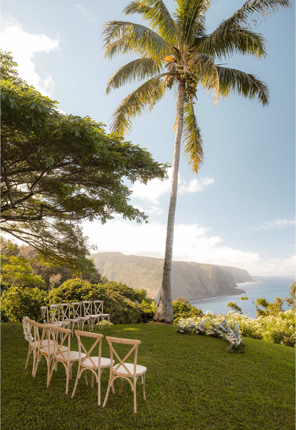 How about 12 weddings #microwedding at the overlooking valley venue? It was our dream to come and capture weddings at this venue for years! So we planned a wedding by ourselves 🤣 Check the wedding crew at the end! #weddingtiktok #hawaiitiktok #hawaiiweddingphotographer #hawaiielopement #hawaiimicrowedding @Big Island Elopement 
