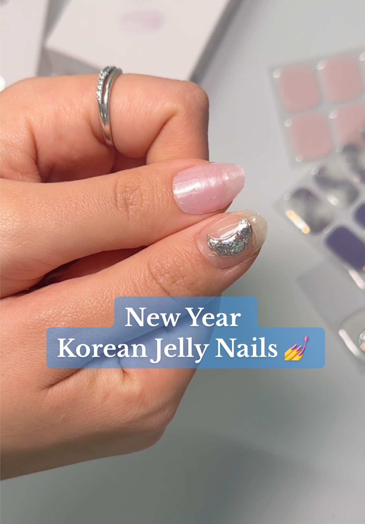 My Korean jelly nails, new years edition💅 Aren’t these semi-cured nails the prettiest? 😌