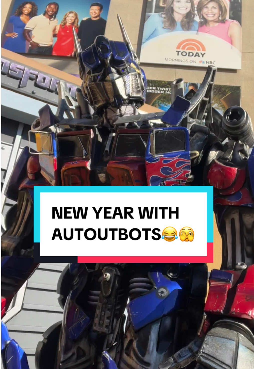 At least Optimus can start all over with Megatron don’t know about bestie 😂🫣@menacemade@Universal Destinations #universalstudioshollywood#universalstudios#hollywood#california#transformers#megatron#themepark#foryou#fyp#fy#besties#bestie#funny#lol#optimusprime#bumblebee#2025 