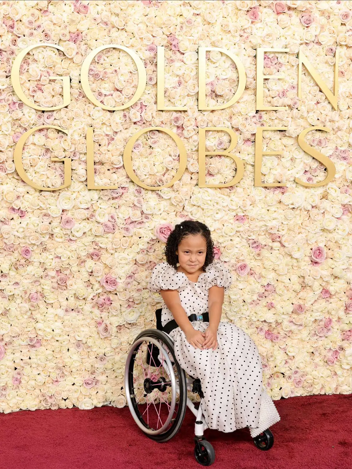 She is the CUTEST. 🥹✨🩷 #Wicked star #CesilyCollette has arrived at the 2025 #GoldenGlobes. 