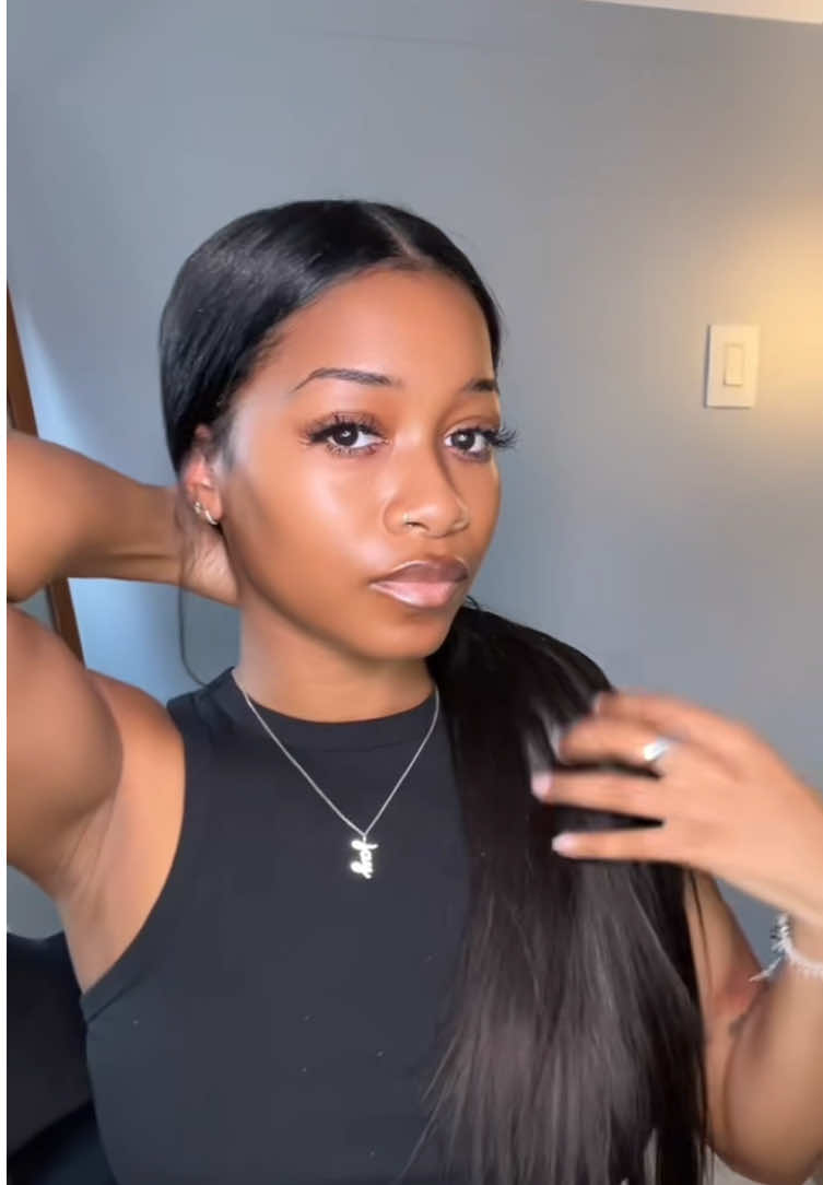 My fav luvme clip ins🤩🤩 #luvme #luvmehair #luvmeglueless #luvmereview #luvmeforyou #wig #wigs #hair #hairstyle #hairstyles #glueless #glulelesswig #blackgirlmagic