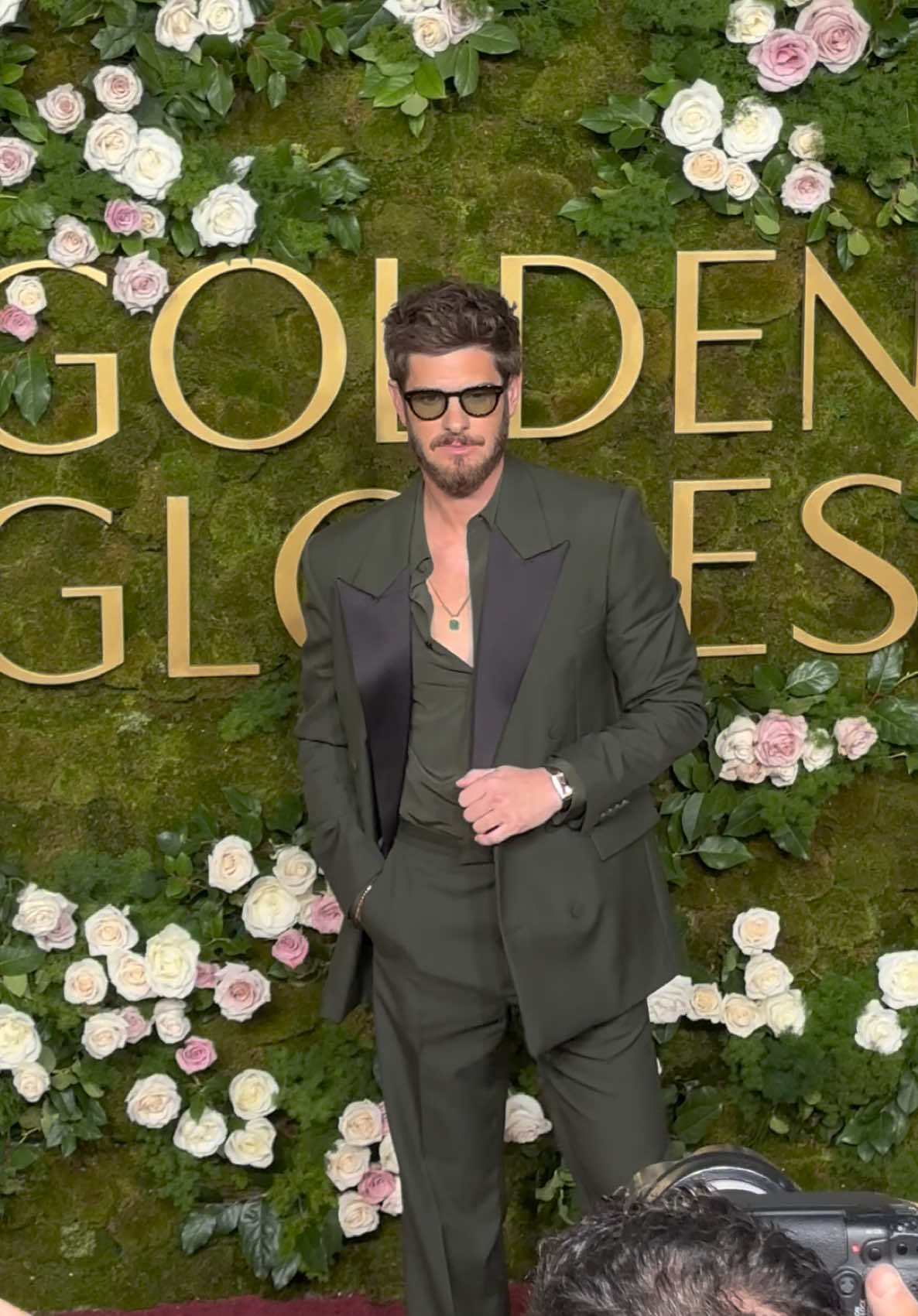 #andrewgarfield rocks the shades at the 2025 #goldenglobes #goldenglobes2025 