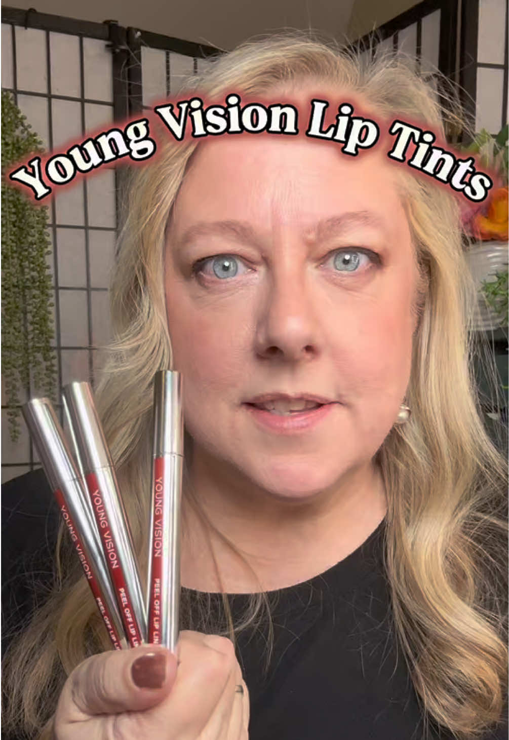 Trying the Lip Liner tints from @YOUNG VISION BEAUTY US in shade 2. Very pretty but not particularly pigmented. #lipliner #lipstain #peelinglipstain #lip #maturemakeup #newyearnewaura #naturalmakeup 