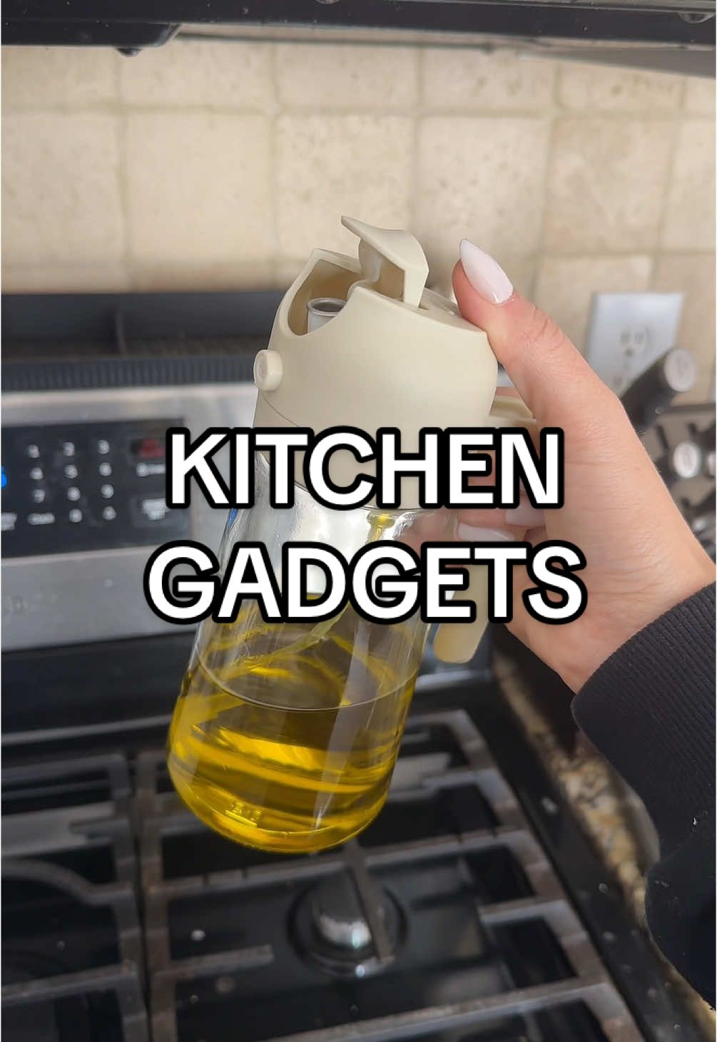 A need I never knew I needed #oliveoil #kitchen #cooking #kitchentool #kitchentools #kitchengadgets #cooking #newyearnewaura   Olive oil dispenser for your kitchen 