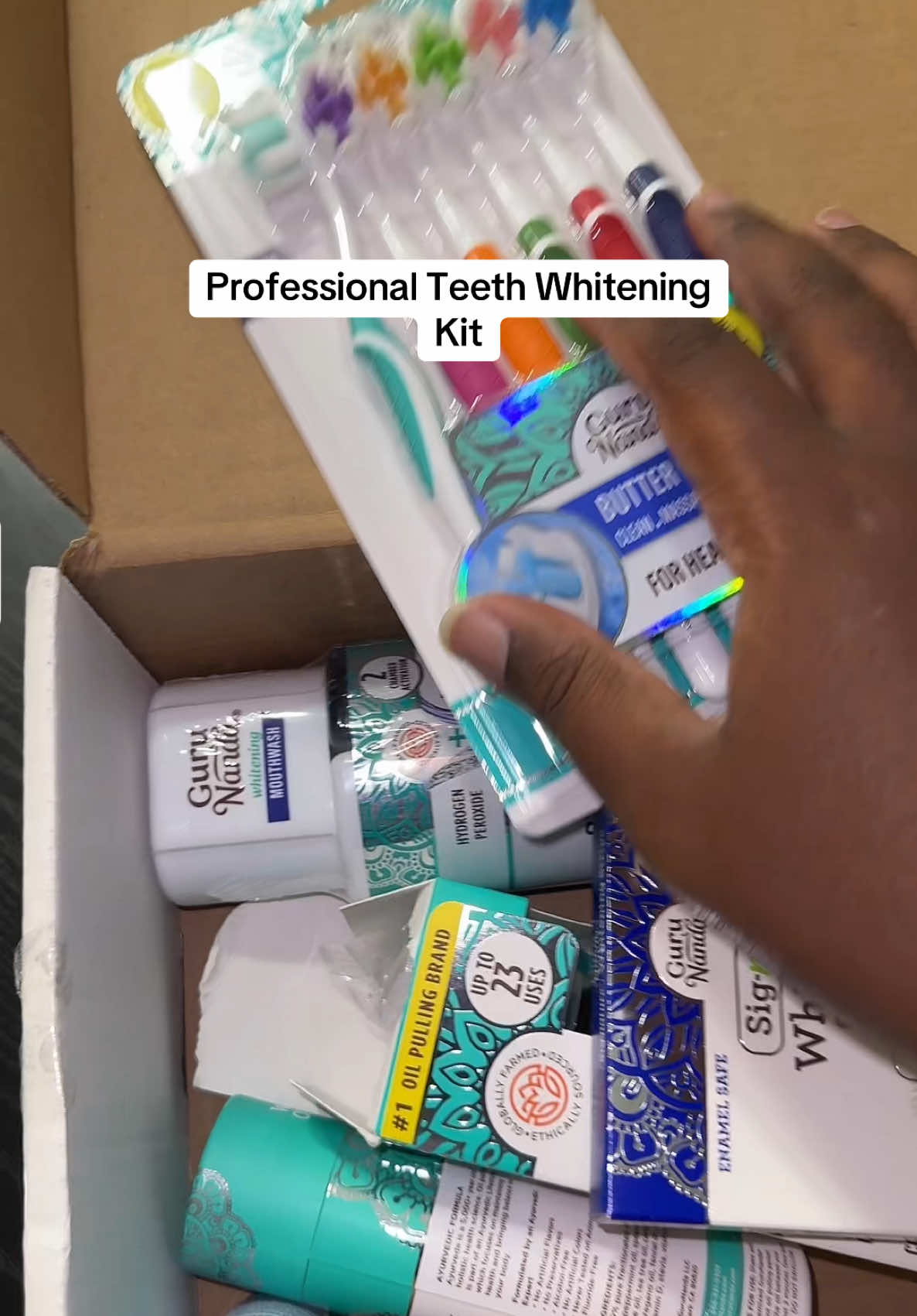 Professional Teeth Whitening Kit #ttslevelup #tiktokshopcreatorpicks #ttsdelightnow #mademyyear #GiftGuide #ttsdelight #tiktokshopjumpstartsale #treasurefinds #teethwhiteningkit #gurunanda #gurunandaoilpulling #gururandhawa #dentalhygiene #oralcare 