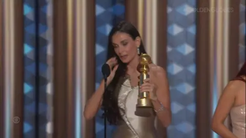 Demi Moore accepts her #GoldenGlobe: 