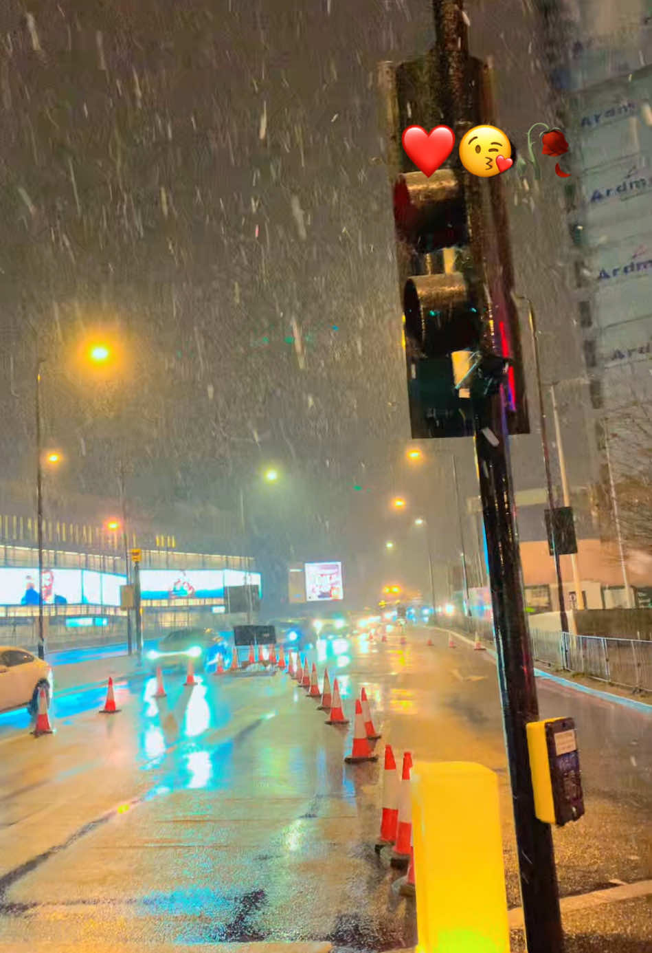 SnowFall ❄️ in london 🇬🇧 . . . #fypシ゚  #yadavji001  #mahottari_muser  #streetoflondon🇬🇧  #internationalstudentsinuk🇬🇧  . ..@💐❤️ @💘𝑨ąšĥϊ💘✨ @King 👑 @👉🔥🆈🅰🅳🅰🆅🅺🅸🅽🅶👑🔥 @☠️😈💀🔥ROCKY😈🔥💀☠️DADA☠️💀 @Ravindra ♈ Yadav 🇳🇵 @U.zol Shah @꧁☆𝕯𝖊𝖆𝖙𝖍〆यमराज☆꧂ @☠︎Sʜᴀɴ͢͢͢ᴋɪ_Ɽιᴅᴇʀ☠︎ @🇳🇵AaTisH YADaV🇲🇾 @🇳🇵SIDDU ADHIKARI🇯🇵 @𝓈𝓊𝓇𝓎𝒶_𝓂𝒶𝓃𝒹𝒶𝓁 @SUJÃL ÅDHÏKÂRÍ❤️ 