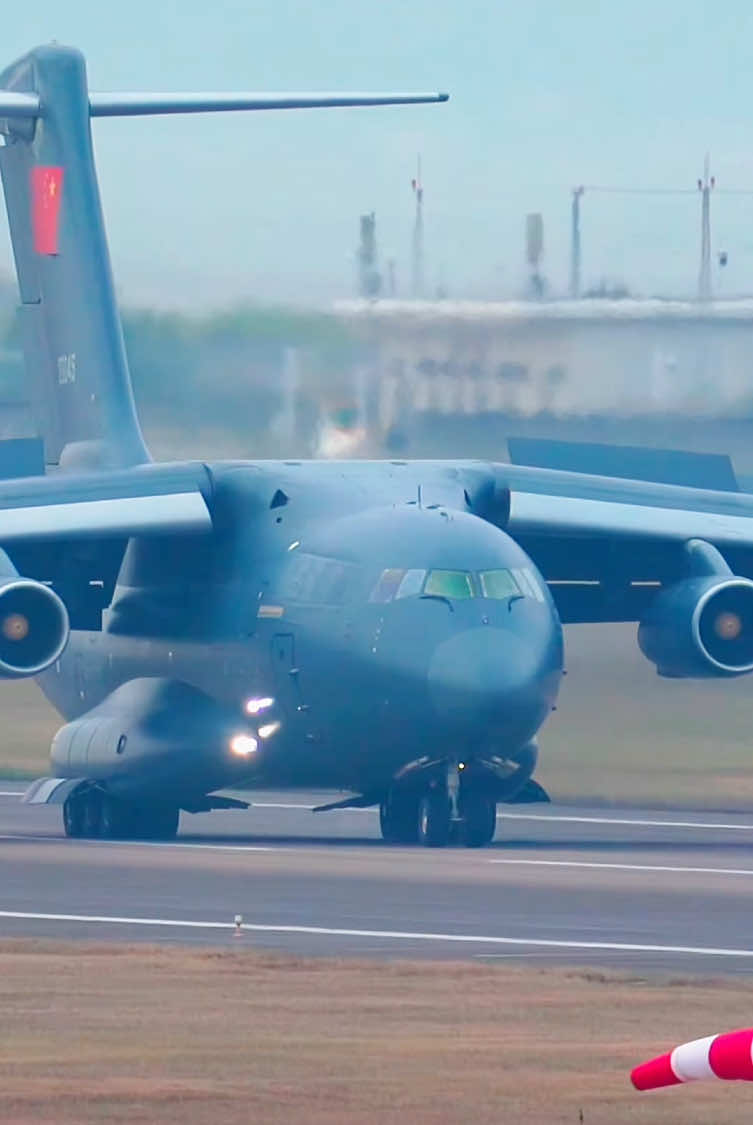 The Y-20 Super Transport- The God of the east 🇨🇳…