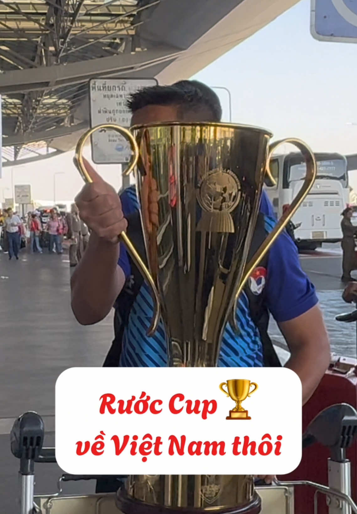 Rước cup về Việt Nam thôi ! #vlogminhhai #vietnam #asencup