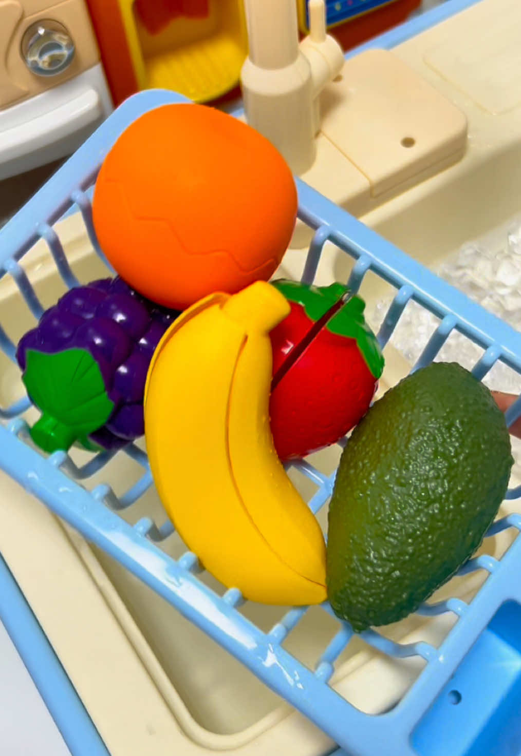 🍓🍌과일세척 ASMR🍊🥑  (Fruit washing ASMR) #asmr #asmrsounds #asmrvideo #satisfying #satisfyingvideo #fyp #추천 #toys #play #playing #fruit #cute #adorable #fun #joy #famous #장난감 #리뷰 #언박싱 #review #unboxing #game