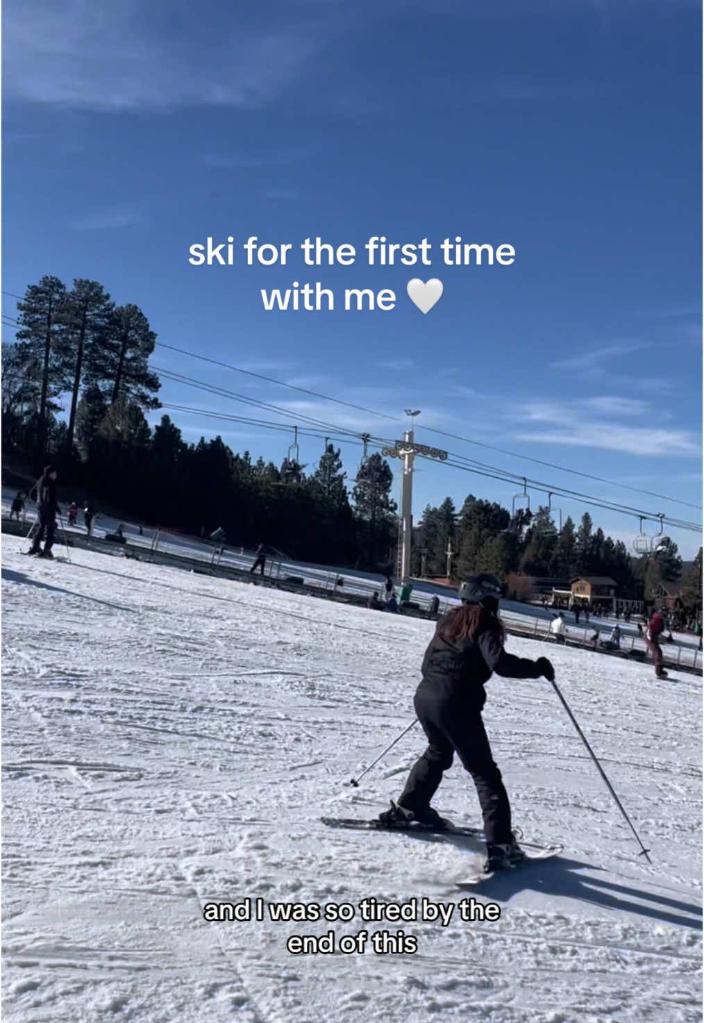 skiing for the first time ever 🤪❄️🤍 at big bear #ski #skibeginner #skitips #skiingfirsttime #bigbear #bigbearmountain #skiing #skiingtiktok #skitok #snowsports 