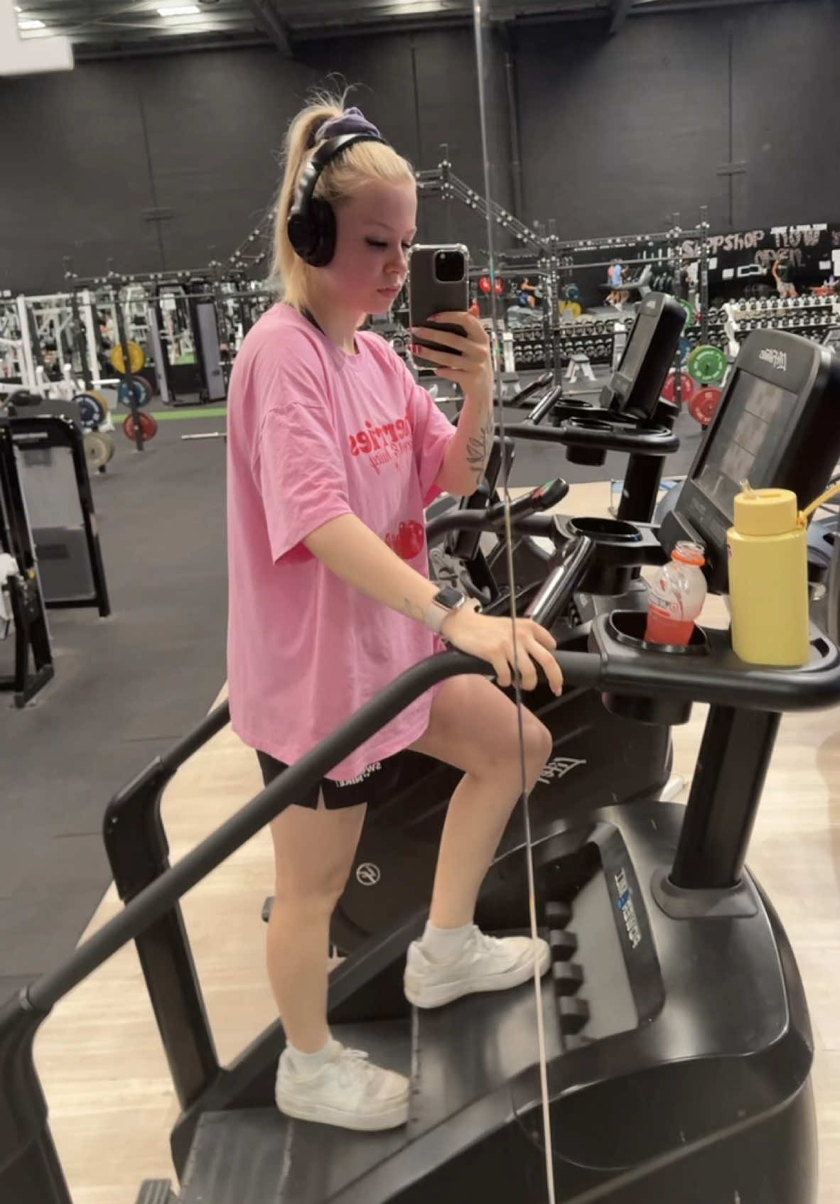 follow the plan, not your feelings #stairmaster #gym #cardio 