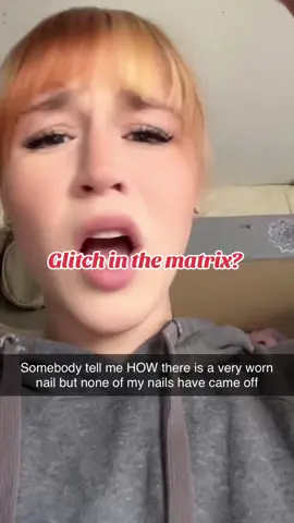 Ummm excuse me, is this a glitch in the matrix? Because howww in the world!?!? #glitch #glitchinthematrix #matrix #how #nails #Love 