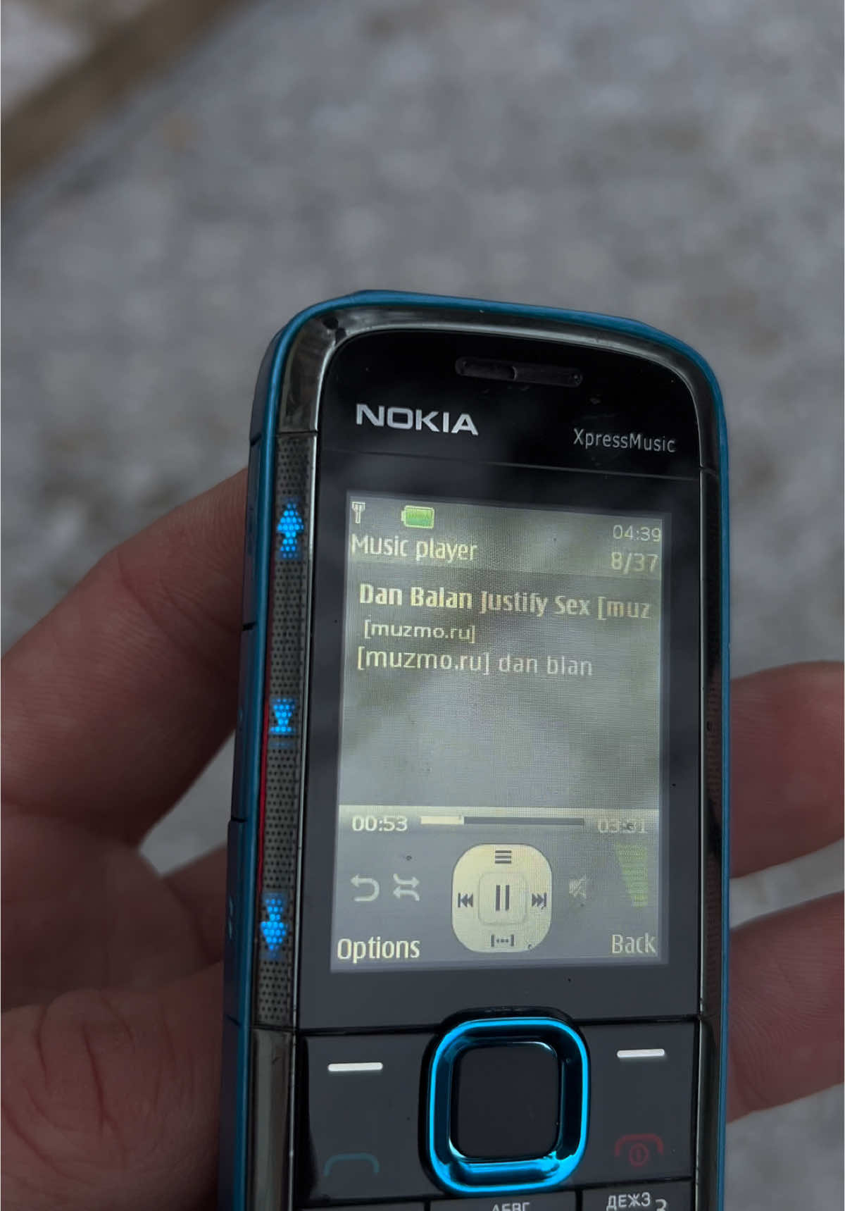 Народний експрес м'юзік Nokia 5130 ❤️ Їде до нового власника .  Як гадаєте , за що він так подобався молоді в свої роки ? #NokiaAndMusic #2009 #