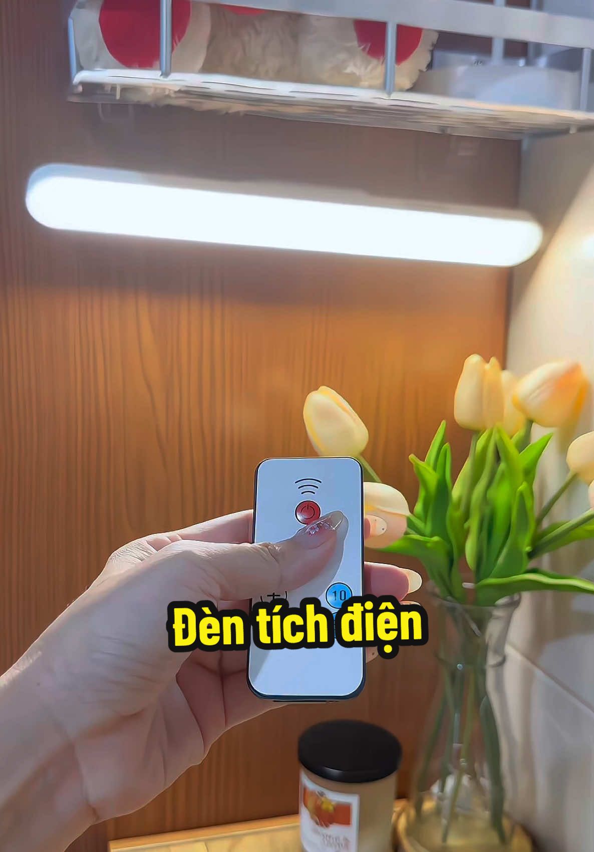 Nhấn giữ để tăng giảm độ sáng nhé #review #dodunggiadung #denhoc #denledtichdien #dentichdien #kieuanhriviu 
